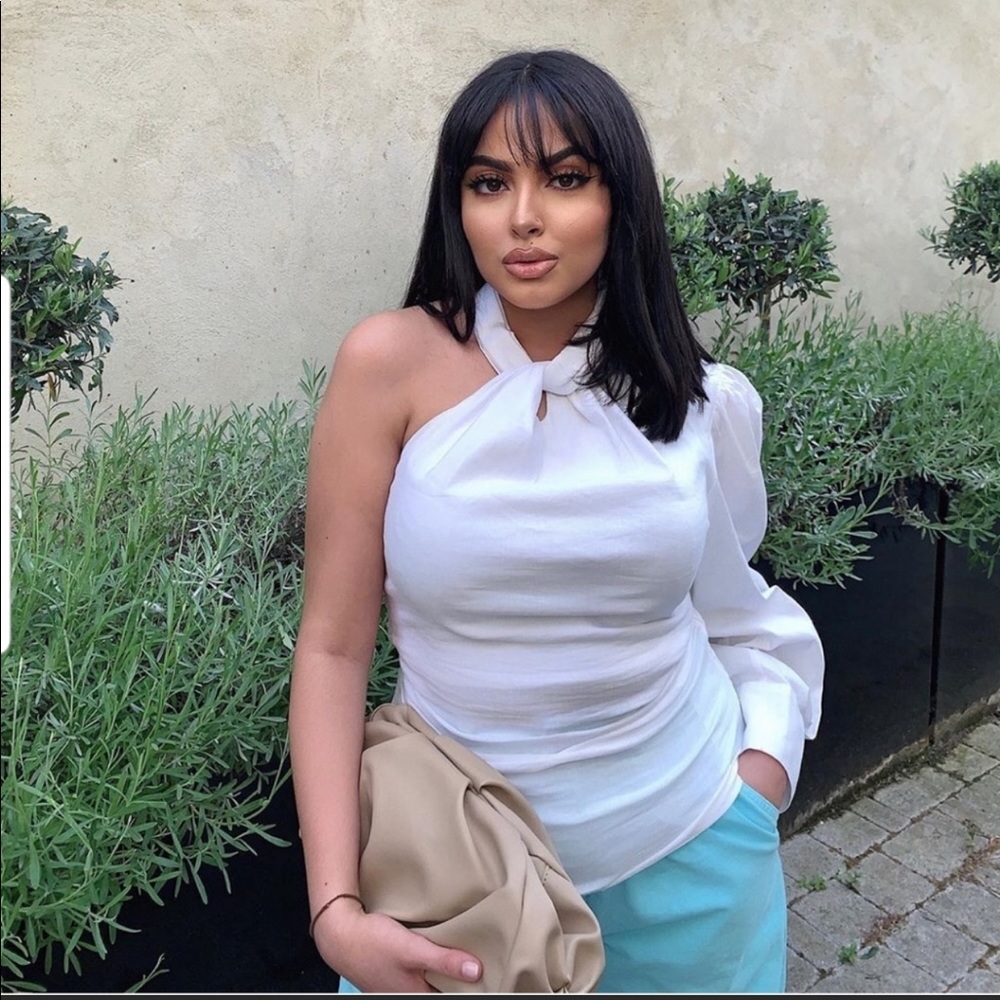 Zara asymmetric top